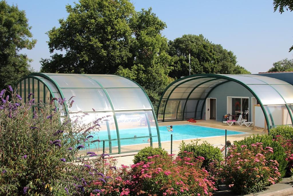 Hotel Camping Des Rulieres Saint-Valérien Zewnętrze zdjęcie