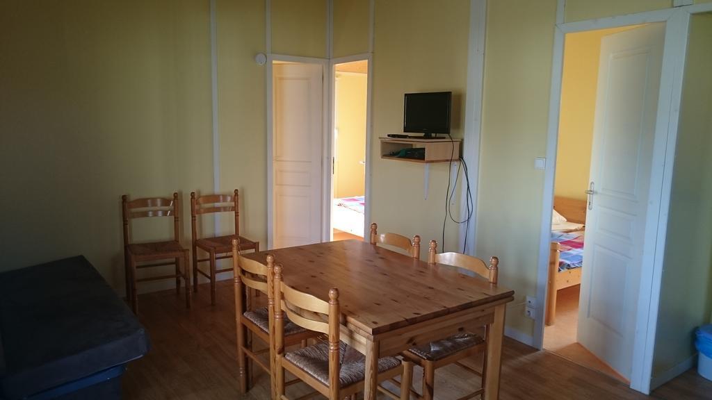 Hotel Camping Des Rulieres Saint-Valérien Zewnętrze zdjęcie