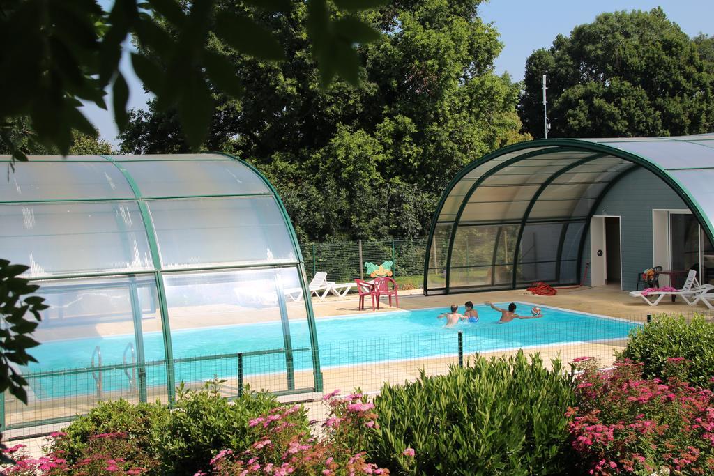 Hotel Camping Des Rulieres Saint-Valérien Zewnętrze zdjęcie